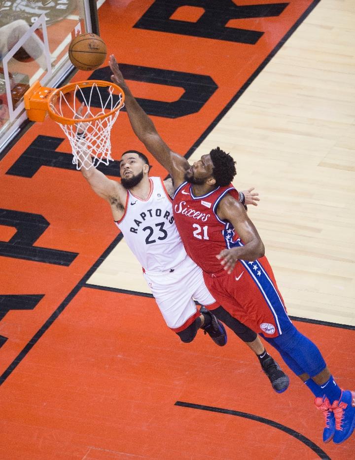 关于今夜巴塞罗那调整名单以备NBA季后赛；绝杀压哨环节打磨；信心回归；球队文化再被提及的信息